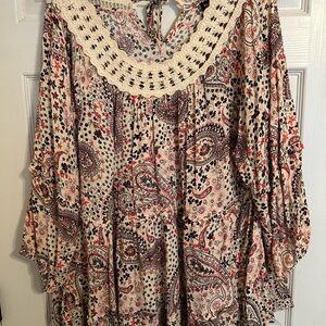 Torrid Cream and Black Paisley Blouse